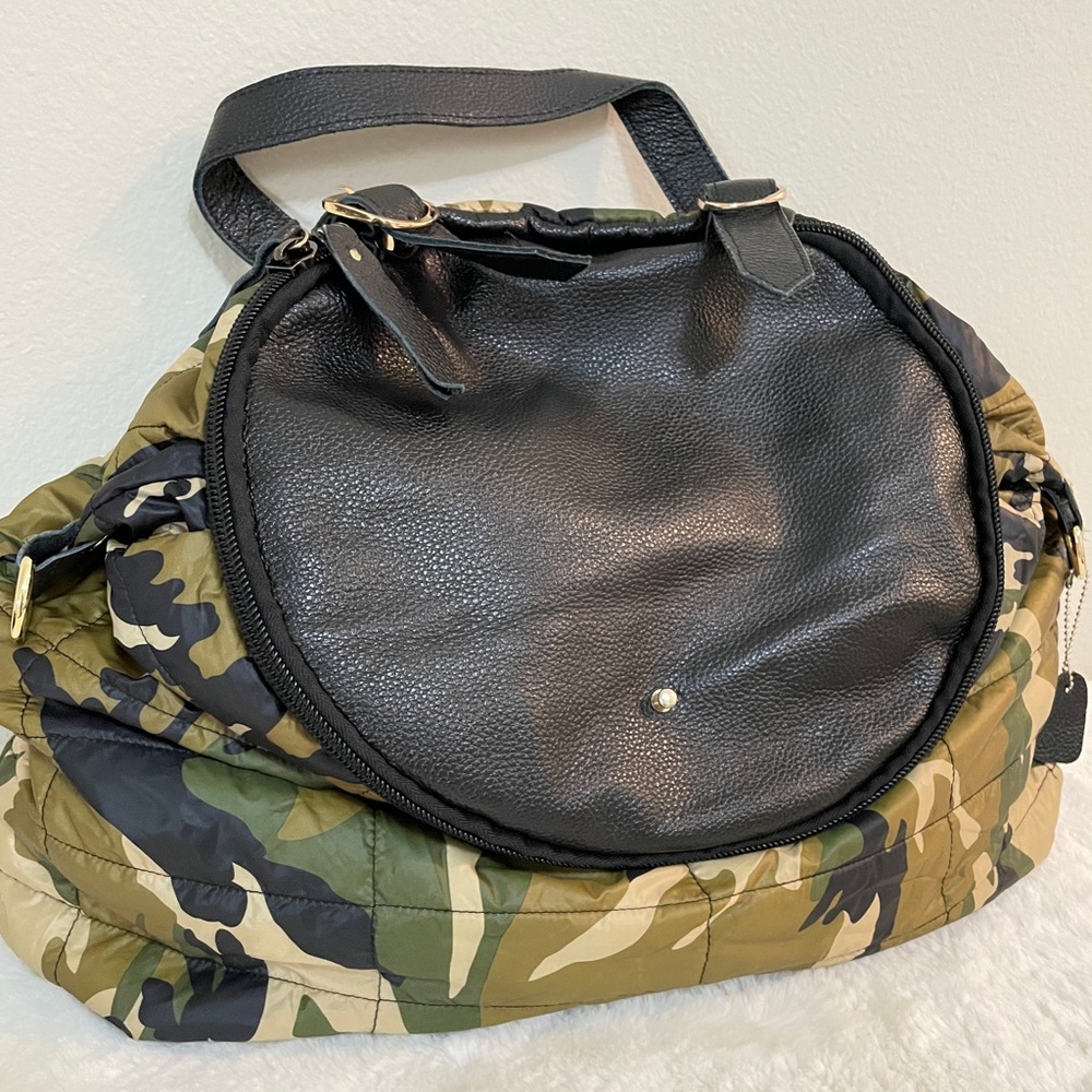 Camouflage Pattern Large Soft Bag - image 2